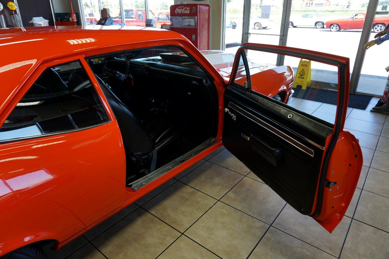 Chevrolet-Nova-1972-Classic-Car-23