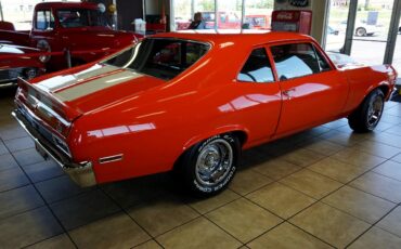 Chevrolet-Nova-1972-Classic-Car-8