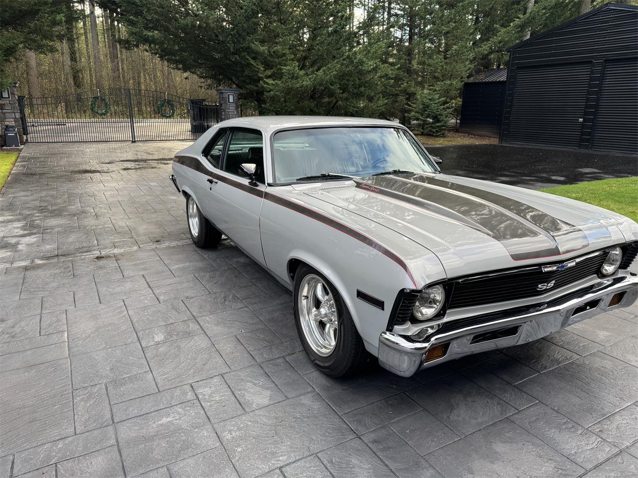 Chevrolet-Nova-ss-1972-Silver-Blsck-1