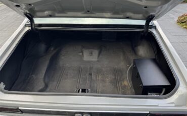 Chevrolet-Nova-ss-1972-Silver-Blsck-7