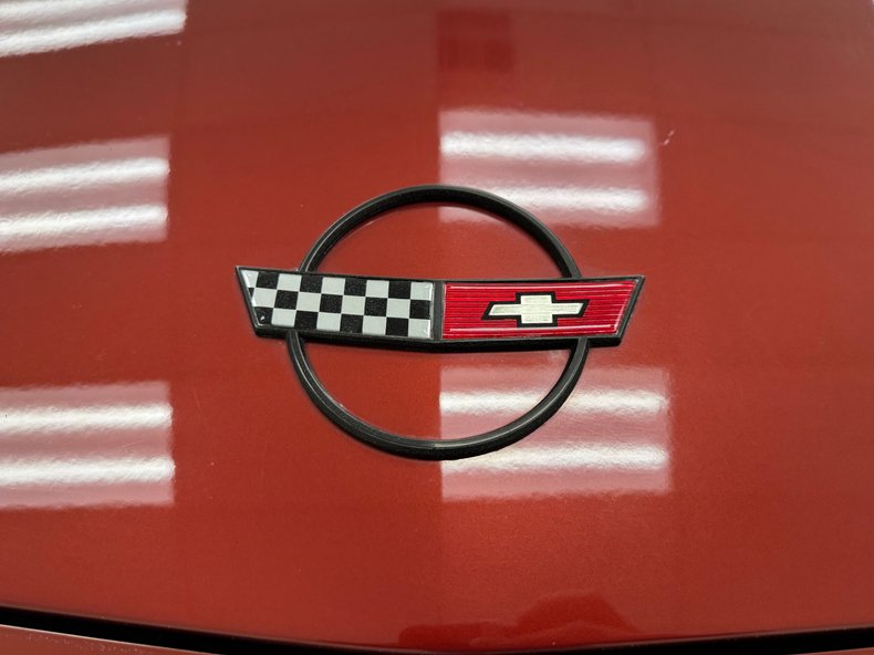 Chevrolet-Other-1986-Flame-Red-Metallic-Tan-18