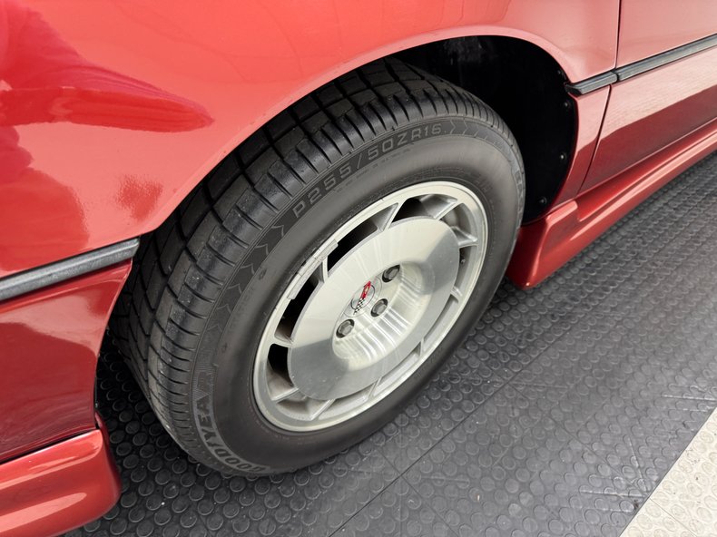 Chevrolet-Other-1986-Flame-Red-Metallic-Tan-29