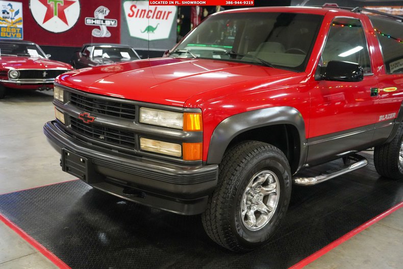 Chevrolet-Other-1994-Red-Gray-11