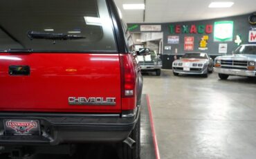Chevrolet-Other-1994-Red-Gray-16