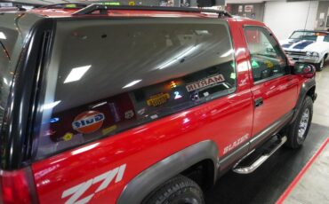 Chevrolet-Other-1994-Red-Gray-19