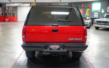 Chevrolet-Other-1994-Red-Gray-21