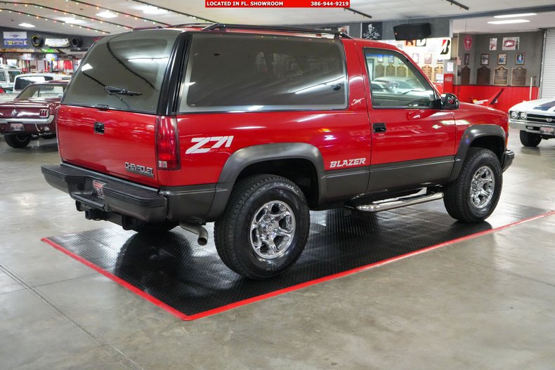 Chevrolet-Other-1994-Red-Gray-22