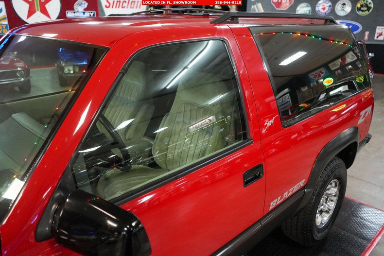 Chevrolet-Other-1994-Red-Gray-32