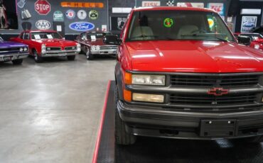 Chevrolet-Other-1994-Red-Gray-47