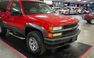 Chevrolet-Other-1994-Red-Gray-48