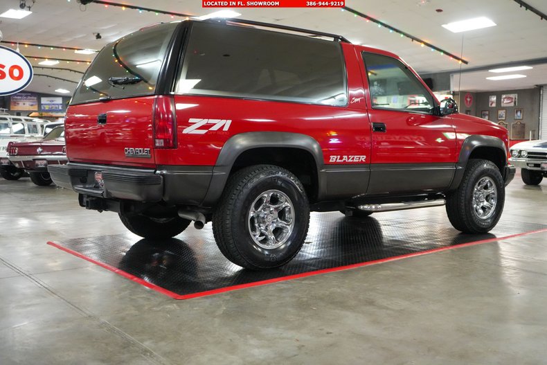 Chevrolet-Other-1994-Red-Gray-7