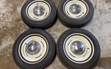 Chevrolet-Other-Pickups-1957-17