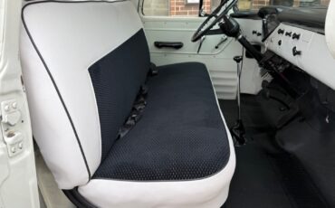 Chevrolet-Other-Pickups-1957-31