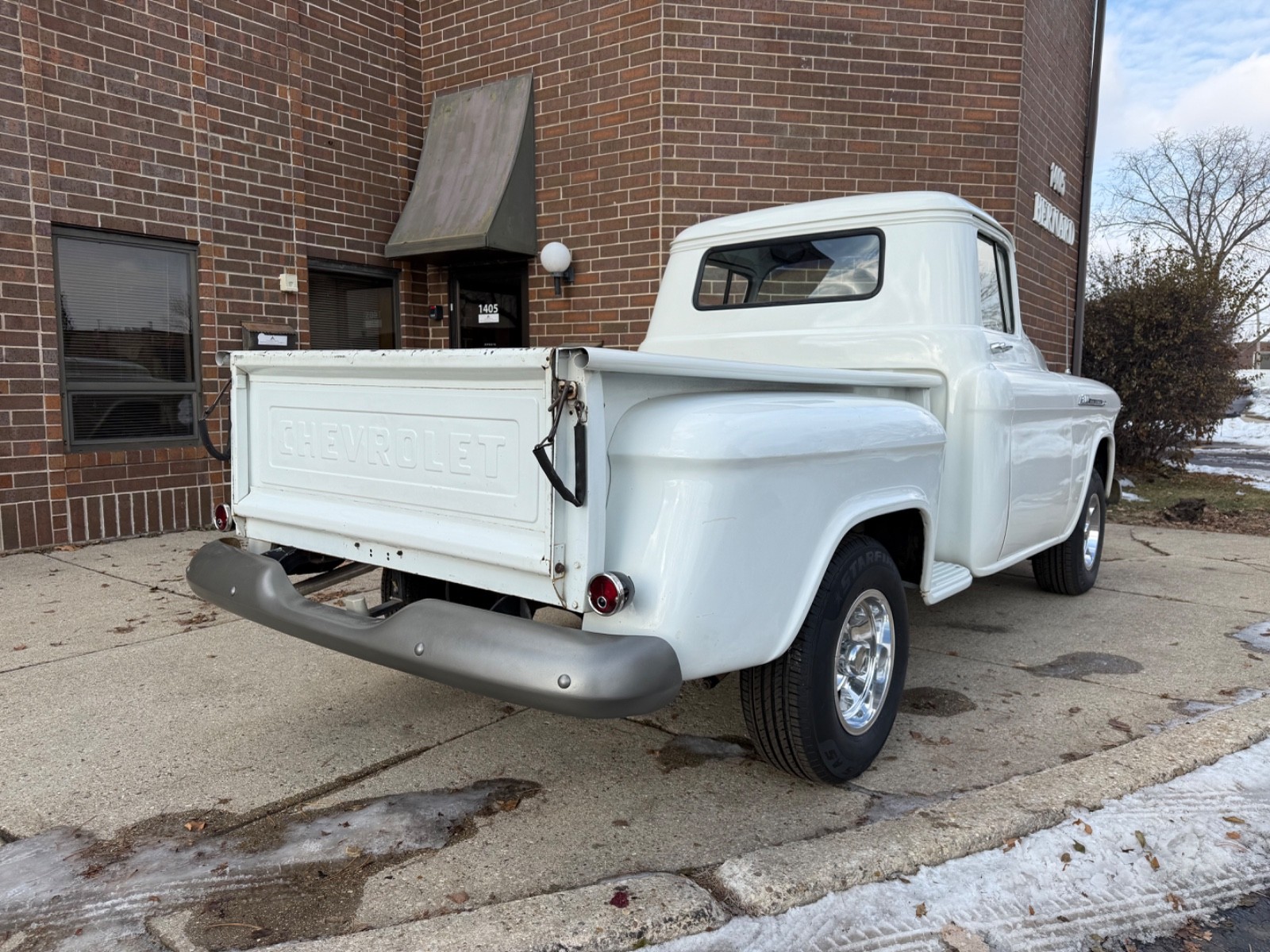 Chevrolet-Other-Pickups-1957-5