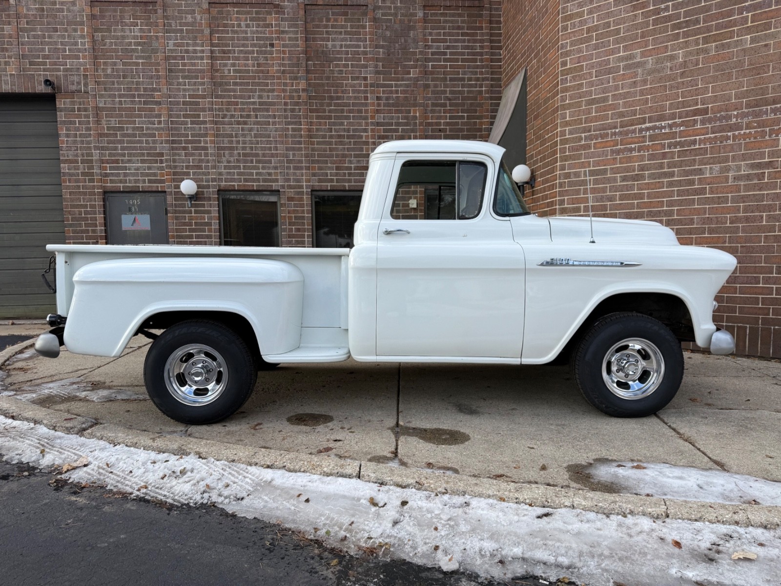 Chevrolet-Other-Pickups-1957-7