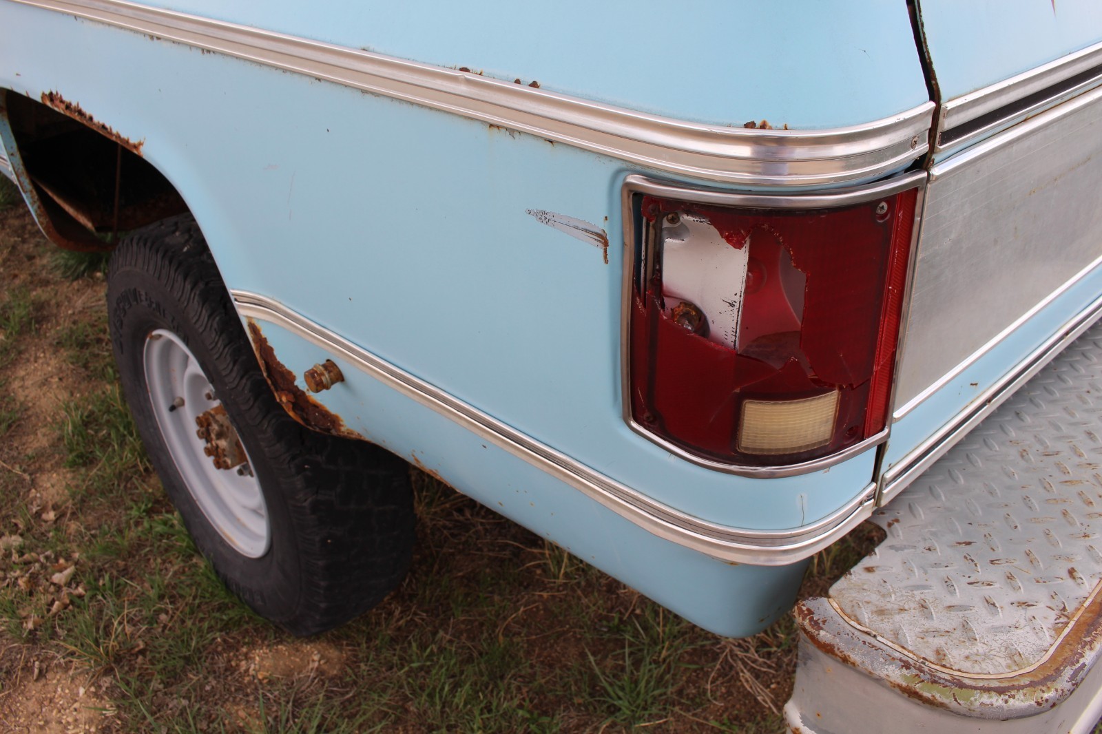 Chevrolet-Other-Pickups-1974-Standard-Cab-Pickup-8