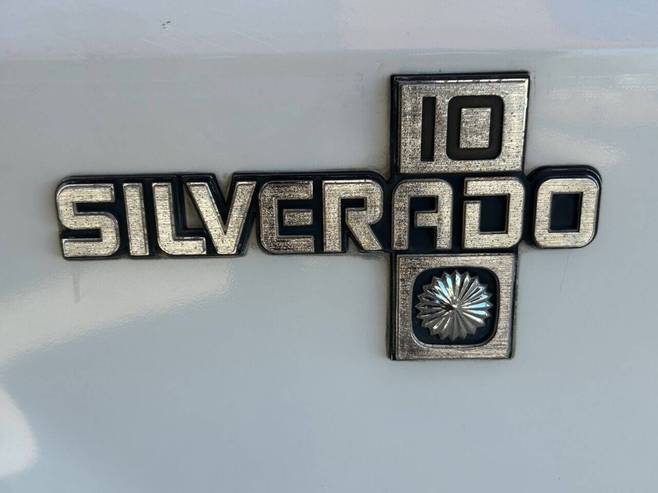 Chevrolet-Other-Pickups-1987-Pickup-Truck-10