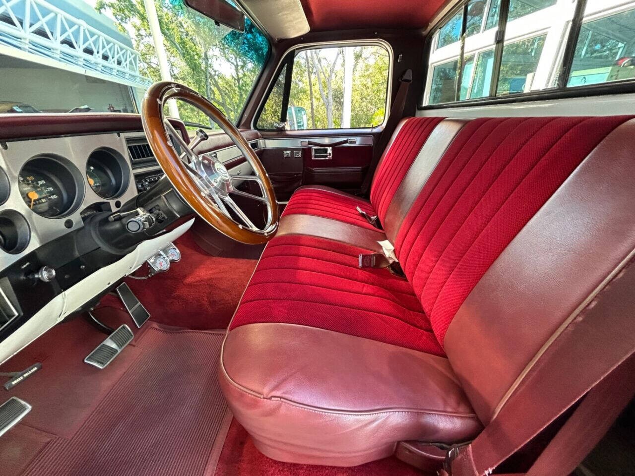 Chevrolet-Other-Pickups-1987-Pickup-Truck-12