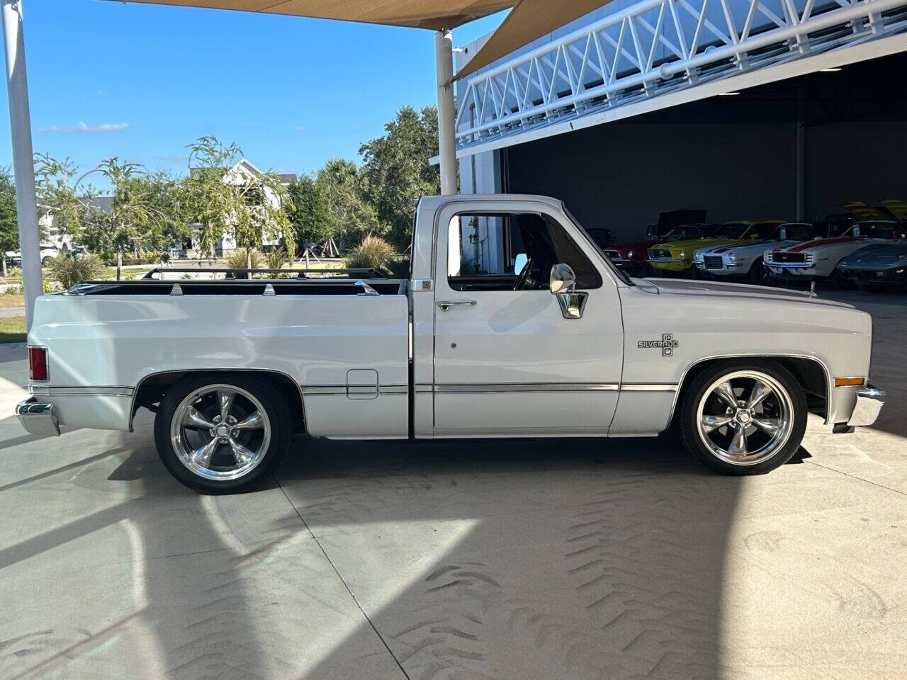 Chevrolet-Other-Pickups-1987-Pickup-Truck-3