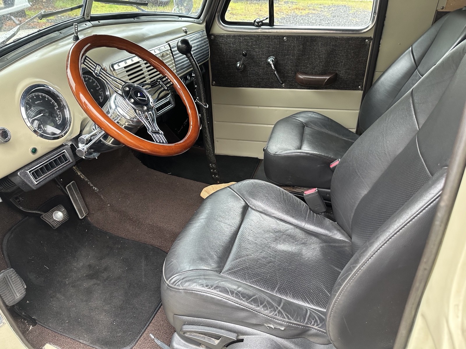 Chevrolet-Panel-Delivery-1953-12