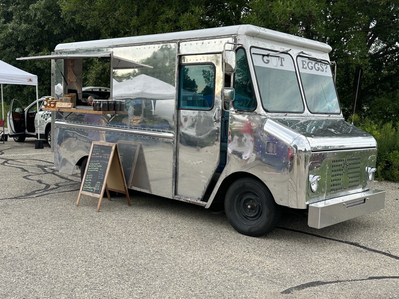 Chevrolet-Panel-Step-Van-1979-12