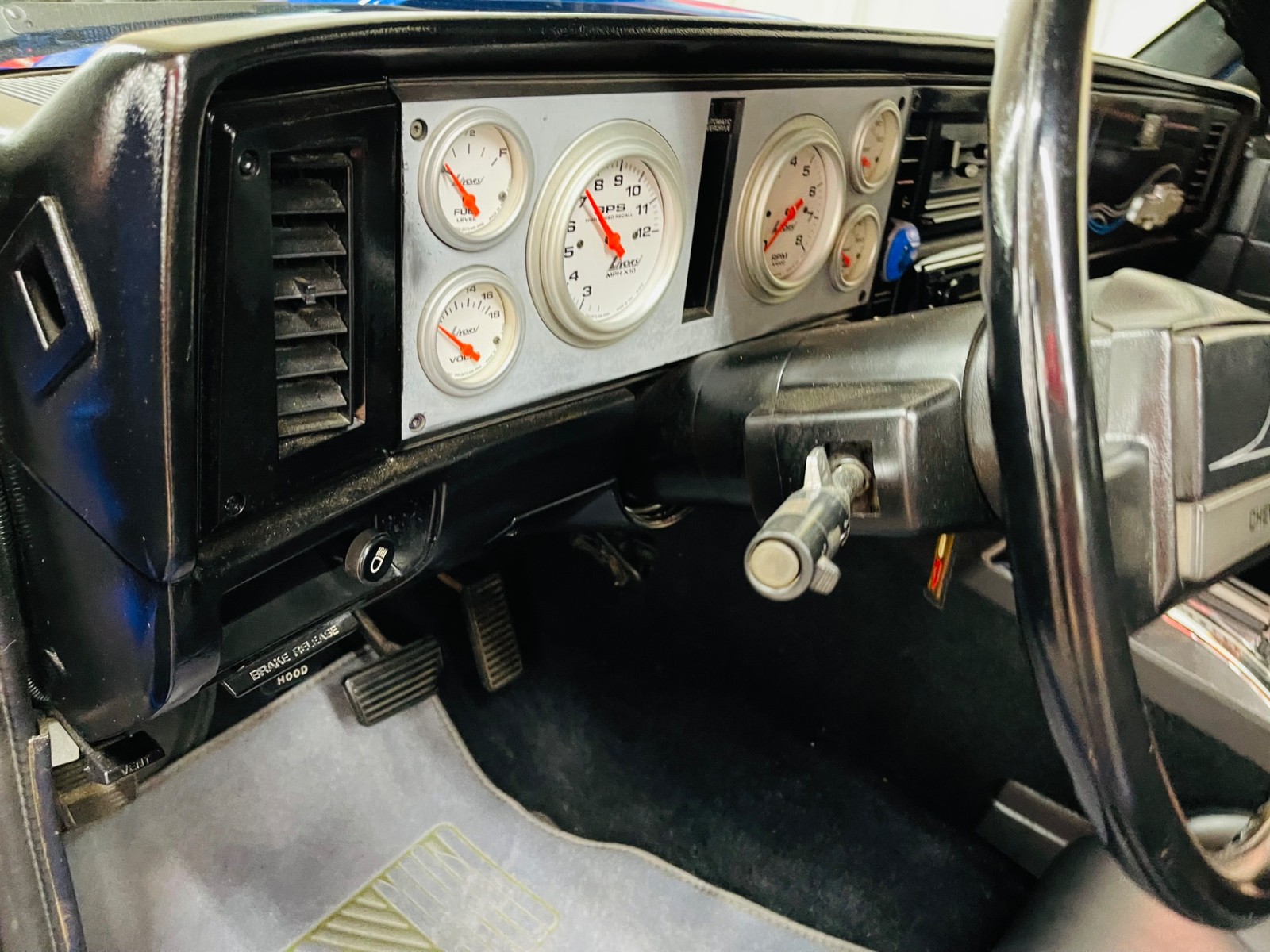 Chevrolet-S-10-1983-Standard-Cab-Pickup-31