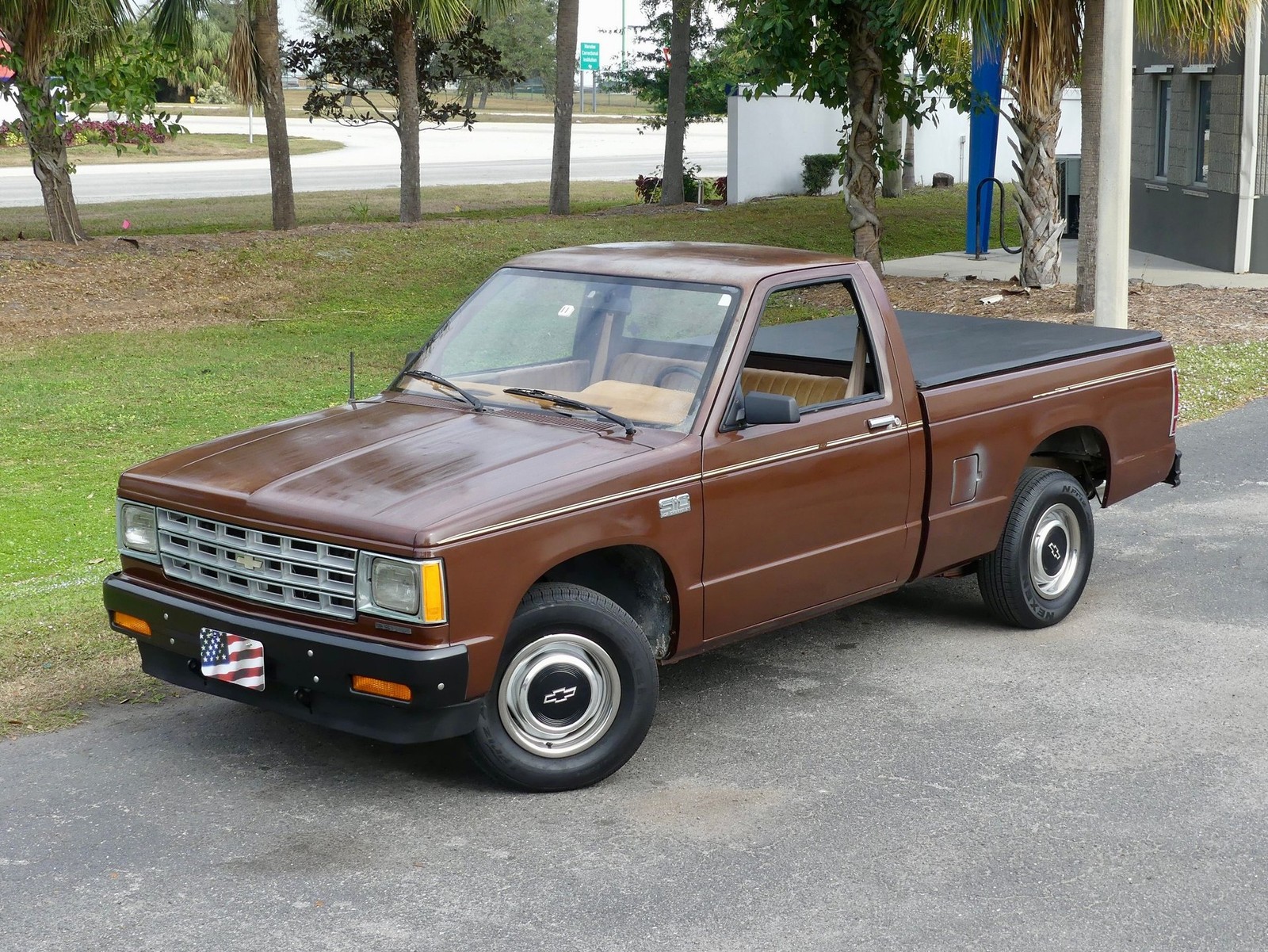 Chevrolet-S-10-1988-Pickup-Truck-8