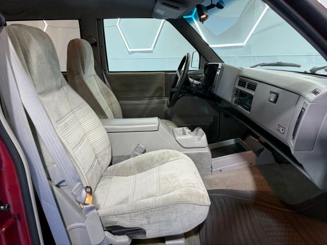 Chevrolet-S-10-1994-SUV-17