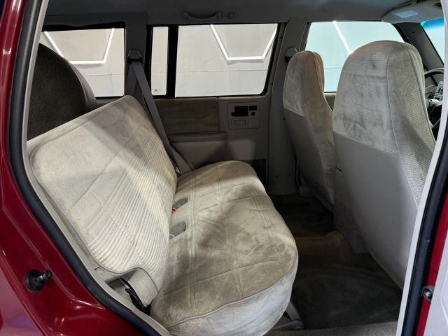 Chevrolet-S-10-1994-SUV-22