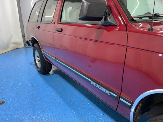 Chevrolet-S-10-1994-SUV-32
