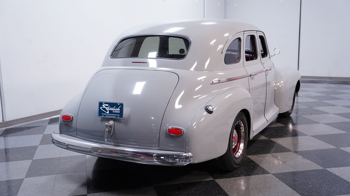Chevrolet-Sedan-1941-Sedan-10