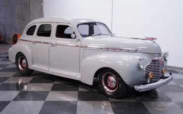 Chevrolet-Sedan-1941-Sedan-13