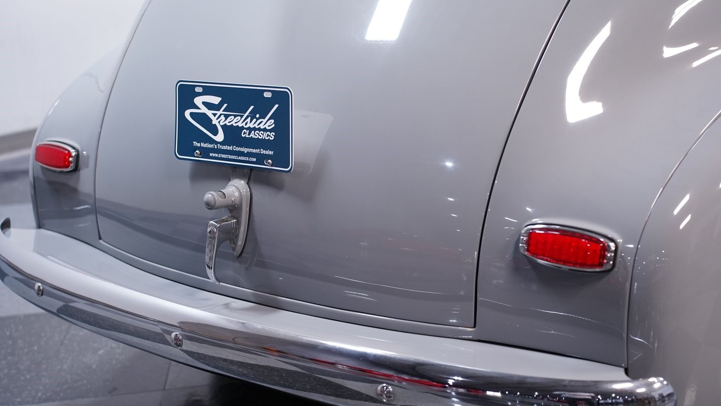 Chevrolet-Sedan-1941-Sedan-23