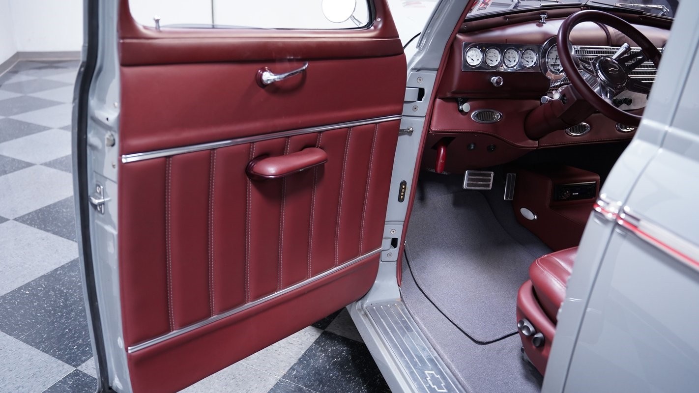 Chevrolet-Sedan-1941-Sedan-31