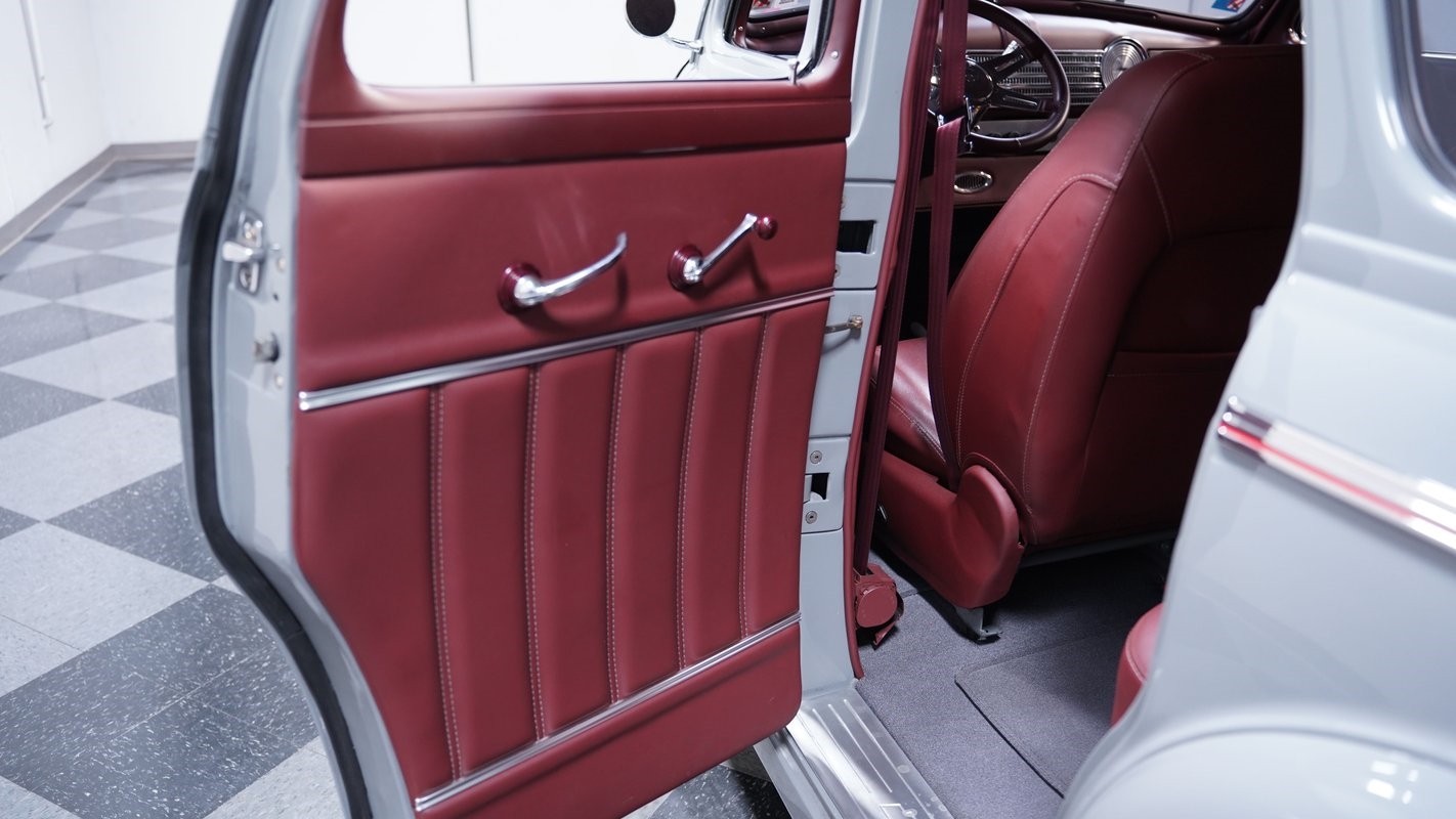 Chevrolet-Sedan-1941-Sedan-37