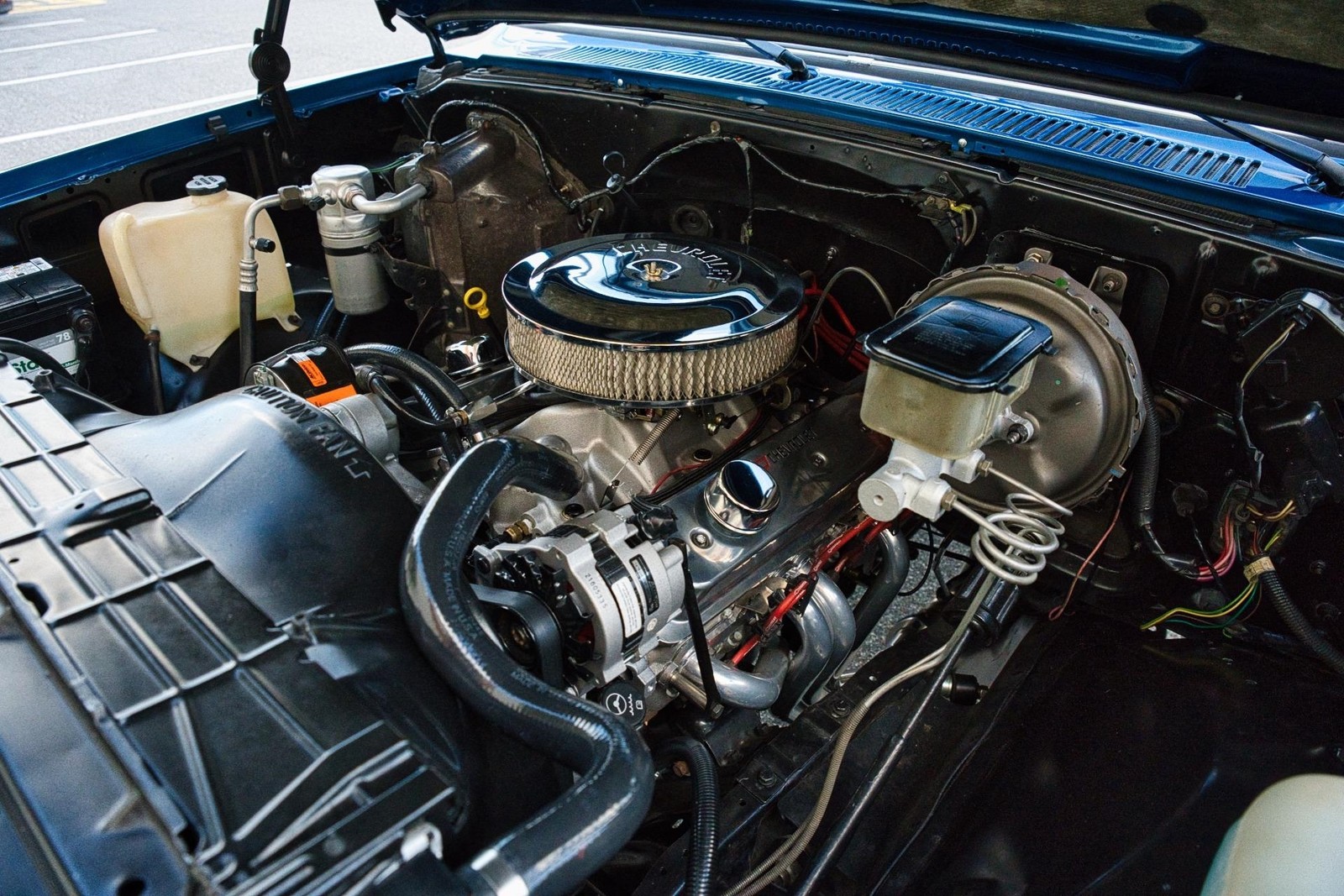 Chevrolet-Silverado-1500-1985-2-Door-15