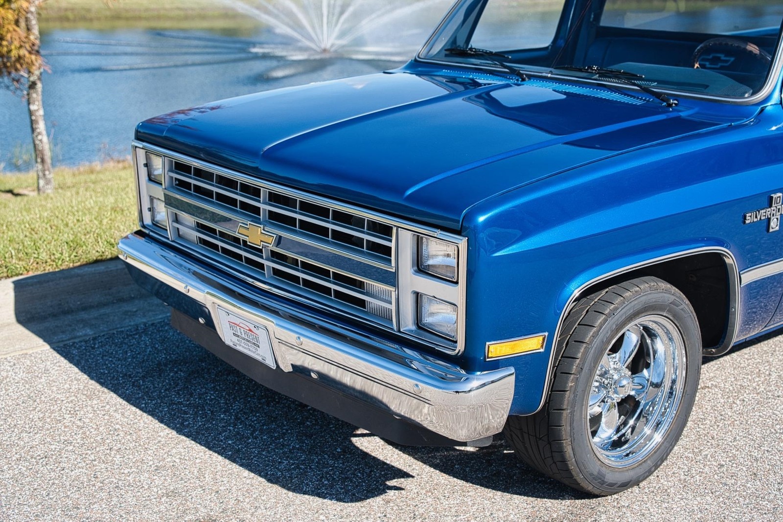 Chevrolet-Silverado-1500-1985-2-Door-27