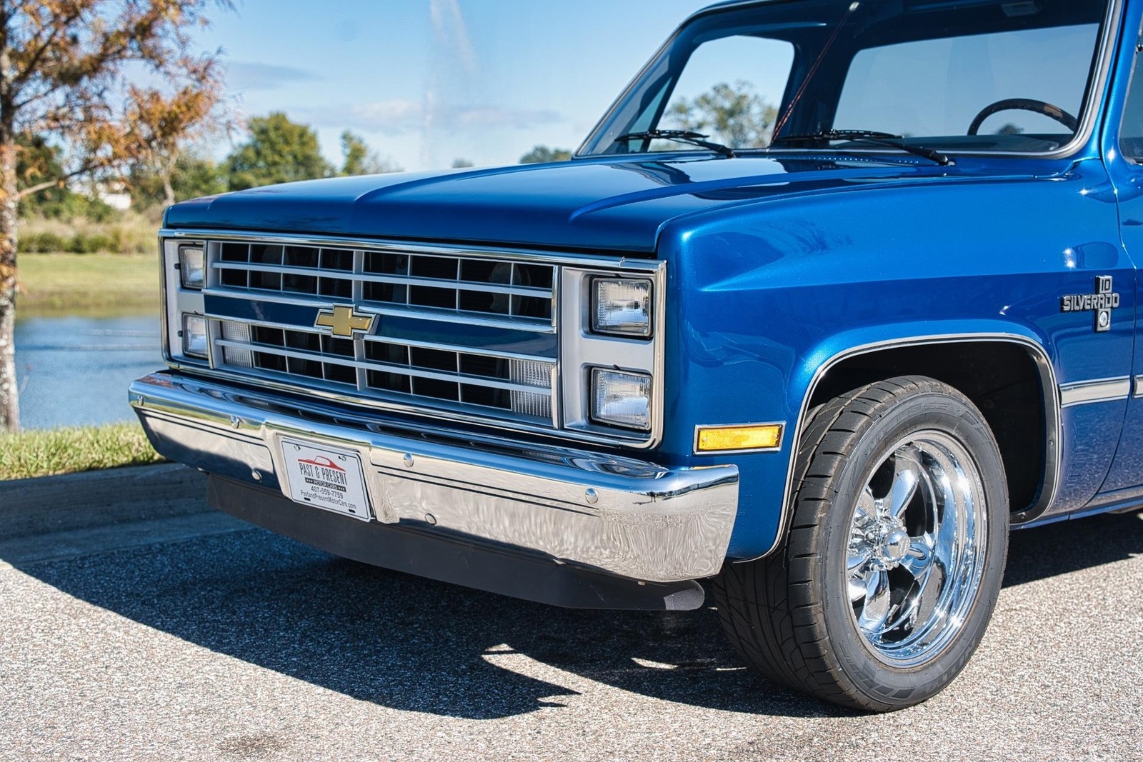 Chevrolet-Silverado-1500-1985-2-Door-28