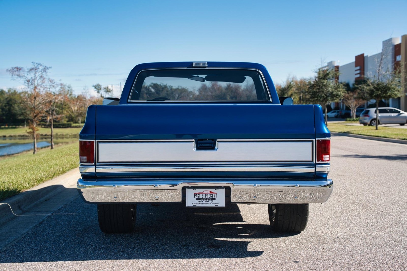 Chevrolet-Silverado-1500-1985-2-Door-4