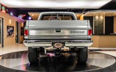 Chevrolet-Silverado-1500-1987-Pickup-Truck-14