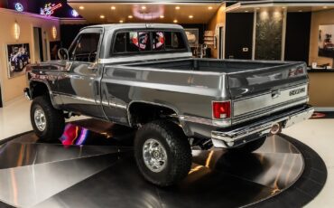 Chevrolet-Silverado-1500-1987-Pickup-Truck-17