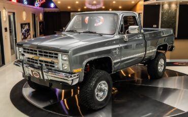 Chevrolet-Silverado-1500-1987-Pickup-Truck-5
