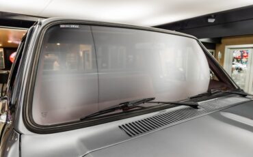 Chevrolet-Silverado-1987-Gray-Metallic-Red-26