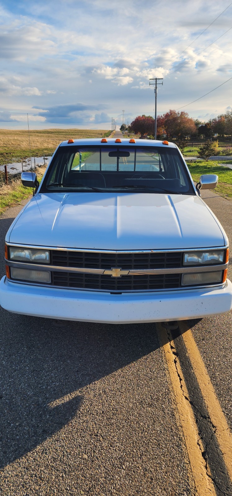 Chevrolet-Silverado-3500-1990-Extended-Cab-Pickup-2