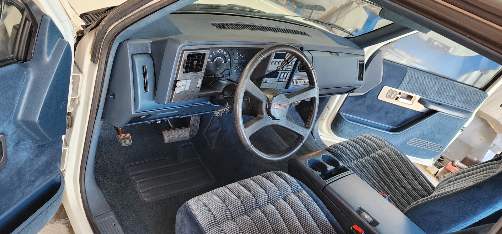 Chevrolet-Silverado-3500-1990-Extended-Cab-Pickup-25