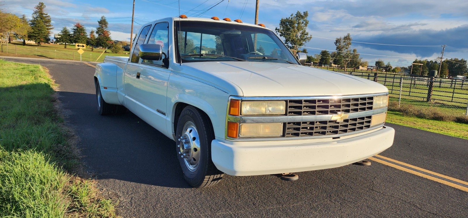 Chevrolet-Silverado-3500-1990-Extended-Cab-Pickup-6