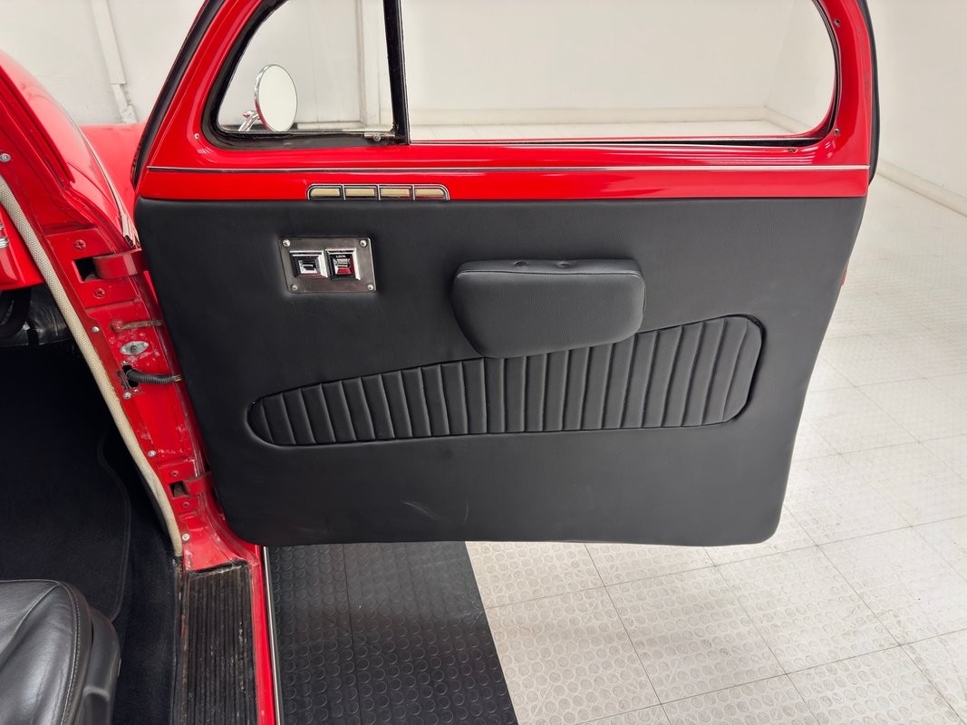 Chevrolet-Special-Deluxe-1941-Coupe-32