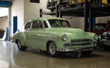 Chevrolet-Special-Fleetline-1950-2-Door-Sedan-10