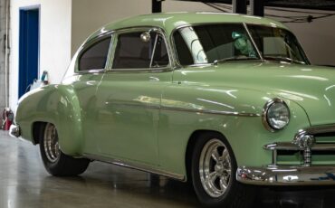 Chevrolet-Special-Fleetline-1950-2-Door-Sedan-11
