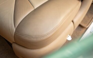 Chevrolet-Special-Fleetline-1950-2-Door-Sedan-29